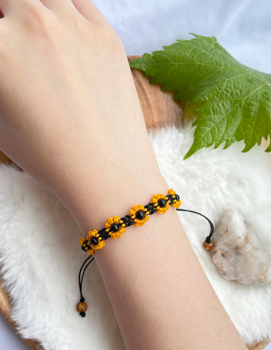 Sunflower Bracelet - Yellow & Black Macrame Flower Bracelet , Boho Summer Jewellery
