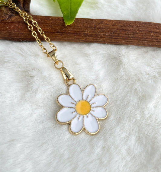 daisy necklace