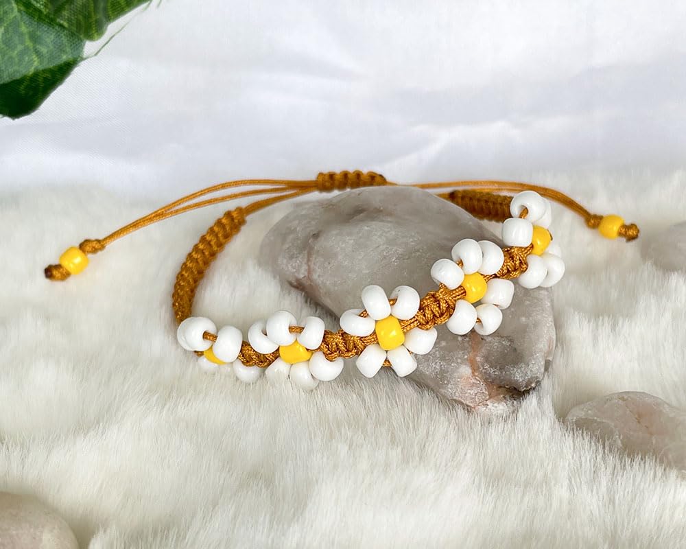 Beaded Daisy Flower Bracelet - Adjustable Beaded Flower ,  Friendship Gift